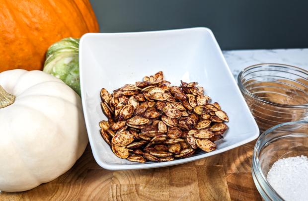 cinnamon pumpkin seeds