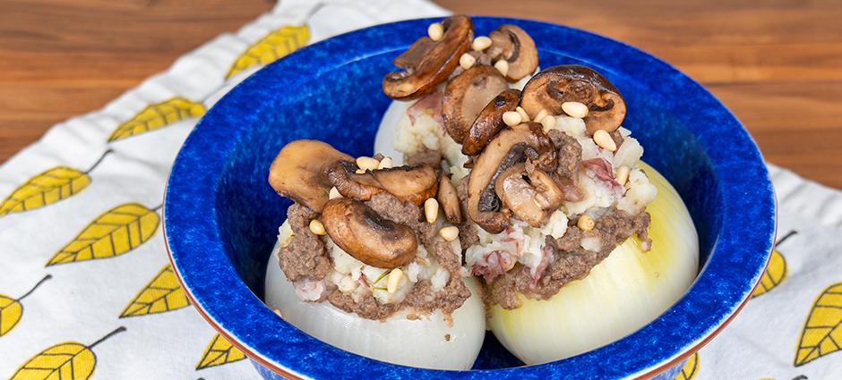 Onions Stuffed with Mushrooms